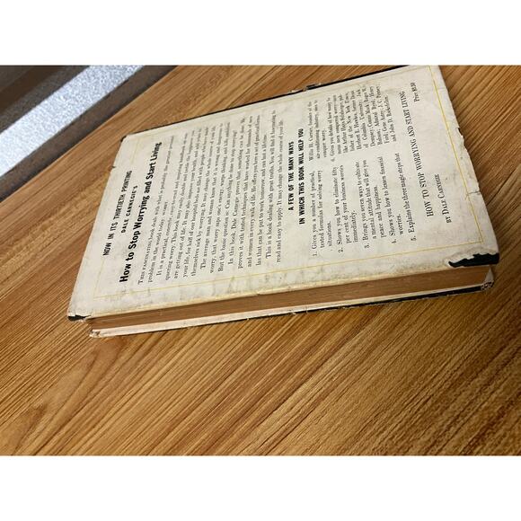 Dale Carnegie How to Win Friends & Influence People Hardcover 83rd Printing - Picture 4 of 10